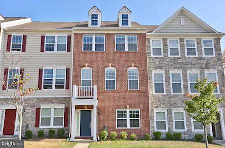 44055 Sun Devil Square Chantilly, VA 20152