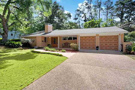 2124 Jenette Street Tallahassee, FL 32308