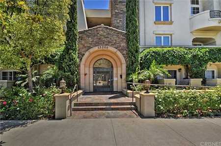 15206 Burbank Boulevard #209 Sherman Oaks, CA 91411