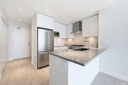 1788 Gilmore Avenue #2503 Burnaby, BC V5C 0L5