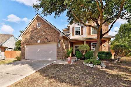 412 Birch Dr Kyle, TX 78640