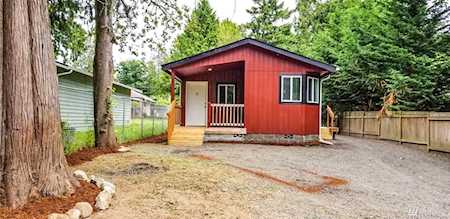 18806 Augusta Ave NE Suquamish, WA 98392