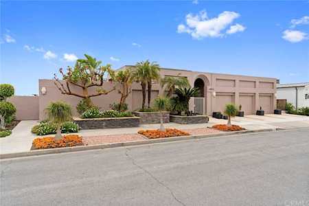 4801 Surrey Drive Corona Del Mar, CA 92625