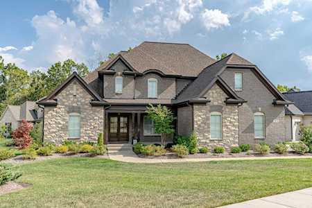 19116 Sturbridge Cir Louisville, KY 40245