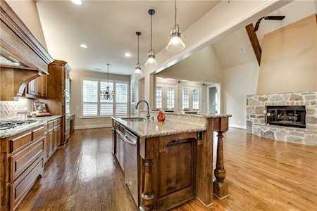 8020 Brasstown Drive Mckinney, TX 75070