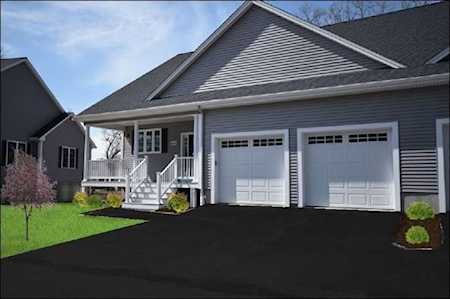 212 Village Lane #212 Bellingham, MA 02019