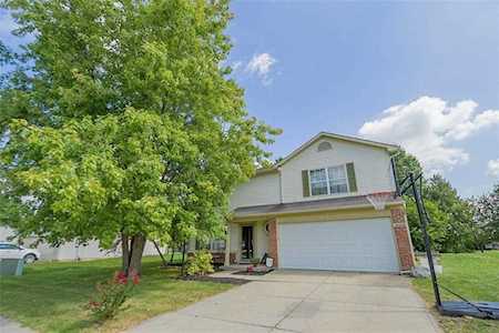 18009 Sanibel Circle Westfield, IN 46062