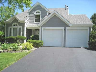 1905 Gibson Dr Elk Grove Village, IL 60007