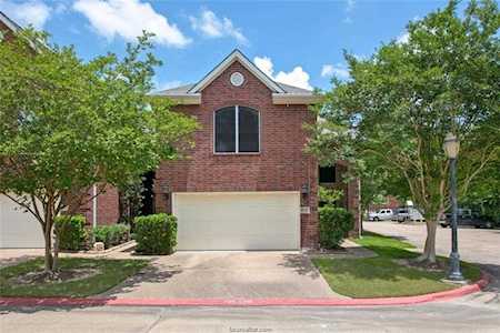1615 Ethic Ln College Station, TX 77845-6042