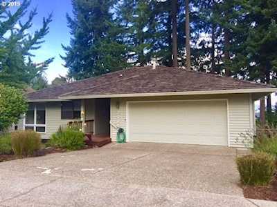 2906 Bluegrass Way West Linn, OR 97068