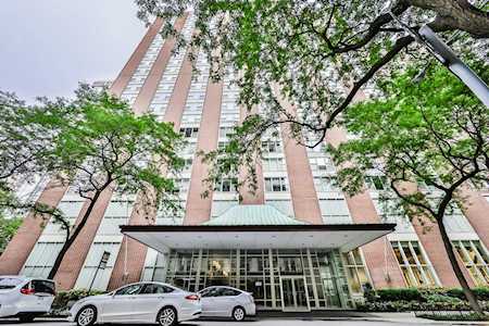 1325 N State Parkway #4E Chicago, IL 60610