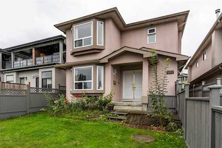 5057 Dominion Street Burnaby, BC V5G 1C8
