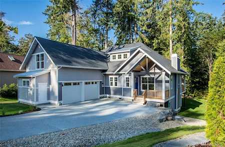 3024 Yankee Girl Cir NE Bainbridge Island, WA 98110