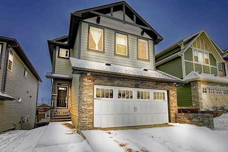 24 Kincora Street NW Calgary, AB T3R 0N4