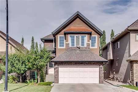 29 Quarry Way SE Calgary, AB T2C 5E5