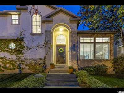 594 E Rocky Mouth S Ln Draper, UT 84020