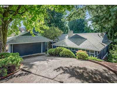 8370 SW Brookridge St Portland, OR 97225
