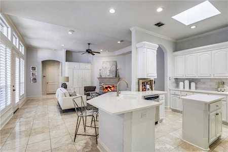 12131 Lueders Lane Dallas, TX 75230