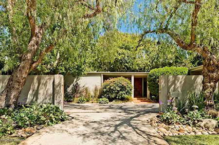360 California Terrace Pasadena, CA 91105