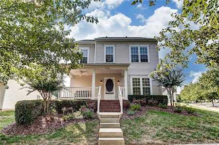 6908 Tanners Creek Dr Huntersville, NC 28078