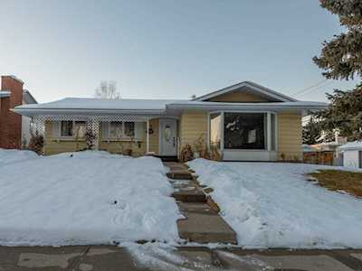 11207 Wilson Road SE Calgary, AB T2J 2E3
