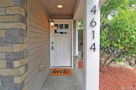 4614 Interlake Ave N Seattle, WA 98103