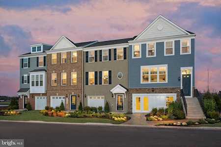 9111 Fox Stream Way Upper Marlboro, MD 20772