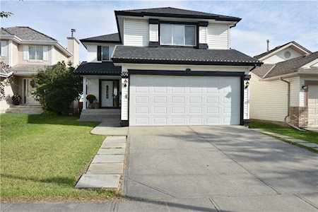 304 Douglas Glen Boulevard SE Calgary, AB T2Z 2M8