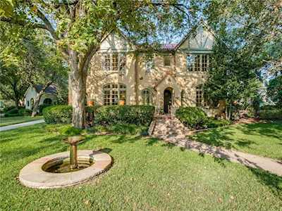 1805 Mayflower Drive Dallas, TX 75208