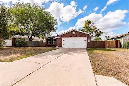 117 Spring Branch Loop Kyle, TX 78640