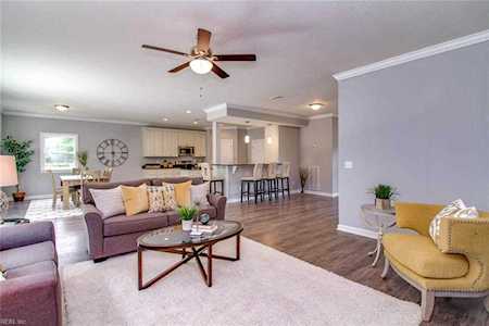 2601 Gum Rd Chesapeake, VA 23321