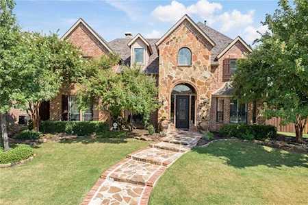 1696 Sandstone Drive Frisco, TX 75034