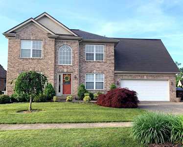 8217 Grandel Pl Louisville, KY 40258