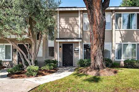 17691 Newland Street #5 Huntington Beach, CA 92647