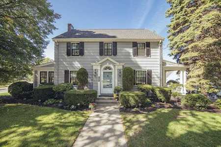 72 Rural Avenue Medford, MA 02155
