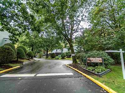 210 James Road Port Moody, BC V3H 2S4