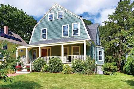 43 Hillside Rd Newton, MA 02461
