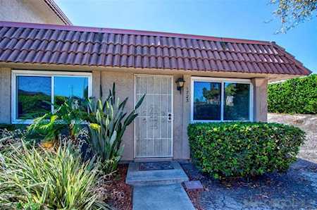 1723 Rue De Valle San Marcos, CA 92078