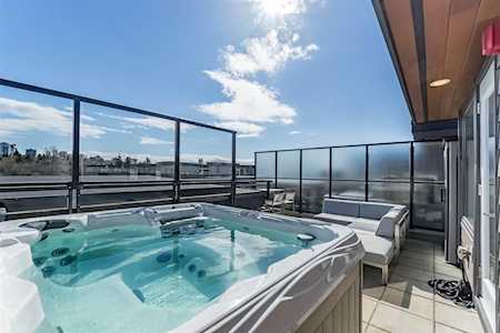 733 W 3rd Street #616 North Vancouver, BC V7M 0C8