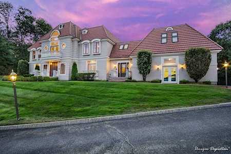 410 Bear Hill Road North Andover, MA 01845