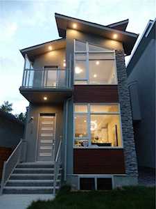 2229 25 Avenue NW Calgary, AB T2M 2C2