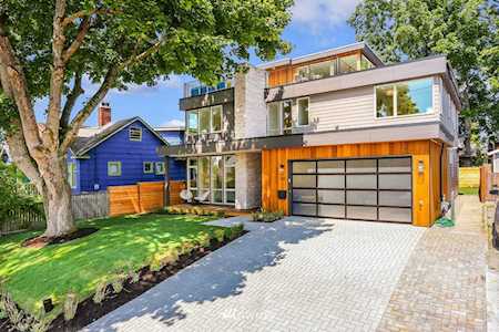 134 N 73rd St Seattle, WA 98103
