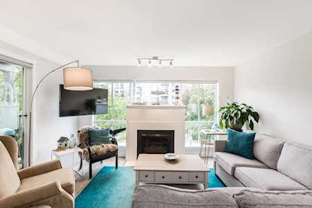2401 Hawthorne Avenue #201 Port Coquitlam, BC V3C 6E9