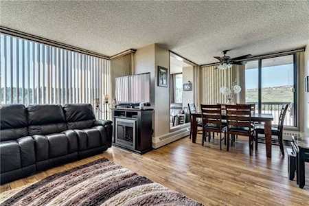 145 Point Drive NW #608 Calgary, AB T3B 4W1