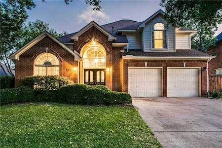 1921 Fair Field Drive Grapevine, TX 76051