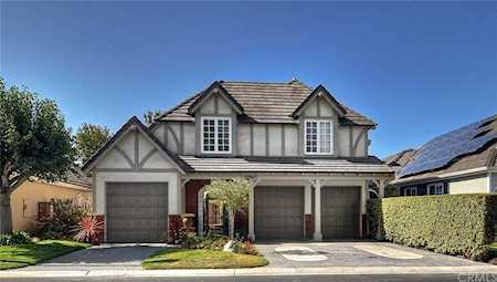 19365 Woodlands Drive Huntington Beach, CA 92648