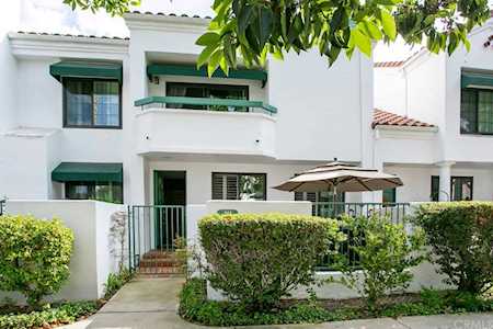 19521 Pompano Lane #111 Huntington Beach, CA 92648
