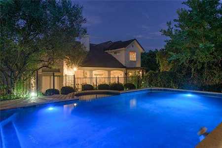 14 Stillmeadow Ct The Hills, TX 78738