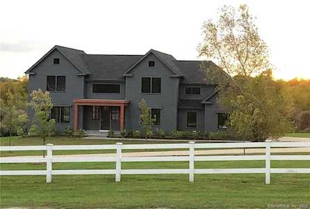 292 Old Mount Tom Road Litchfield, CT 06750