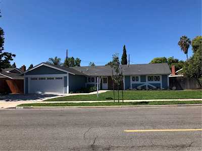 917 Coronado Drive Costa Mesa, CA 92626